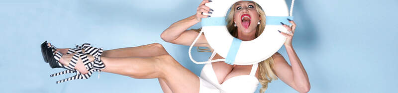 Kelly Madison BTS horizontal shot